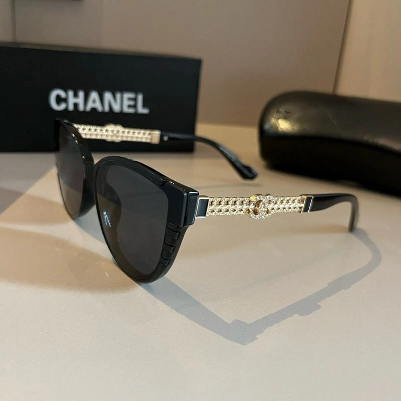 Chanel Sunglasses Neat 278267