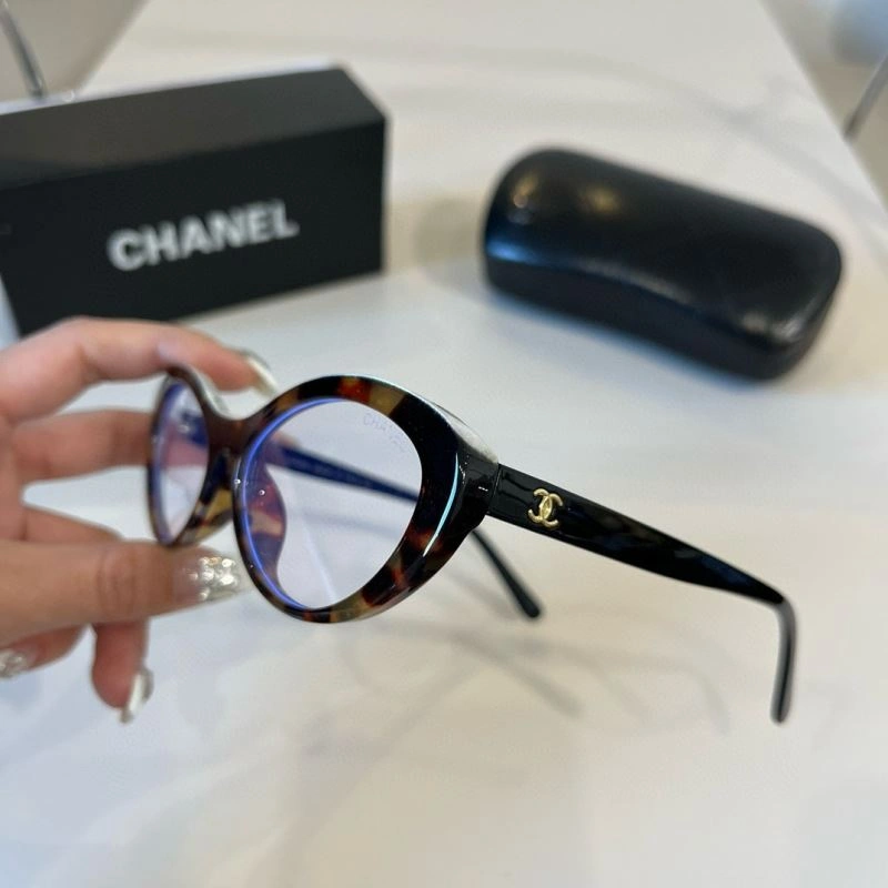 Chanel Sunglasses Premium 278260