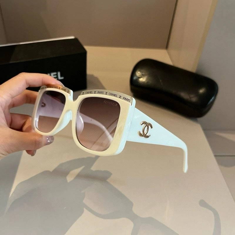 Chanel Sunglasses Lightweight 278270