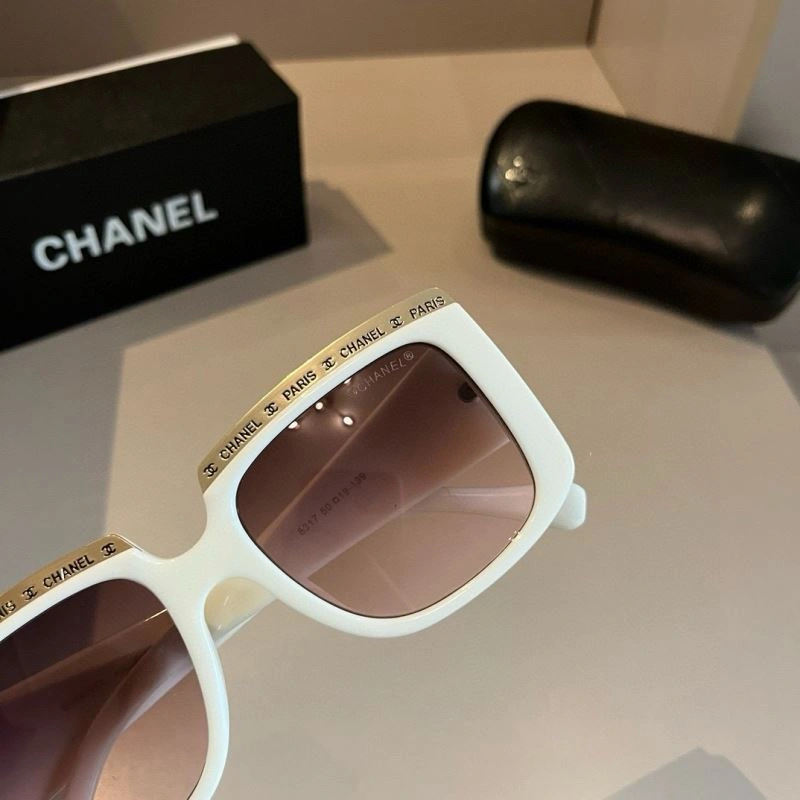 Chanel Sunglasses Lightweight 278270