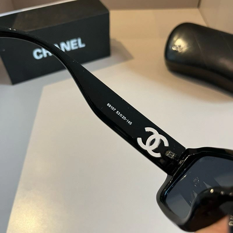 Chanel Sunglasses Resilient 278275