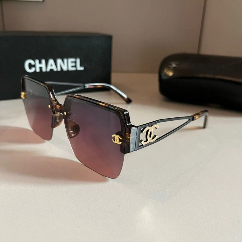 Chanel Sunglasses Refined 278265