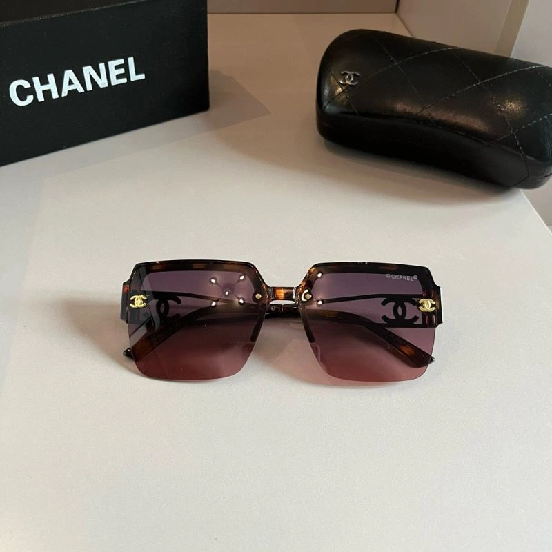 Chanel Sunglasses Refined 278265