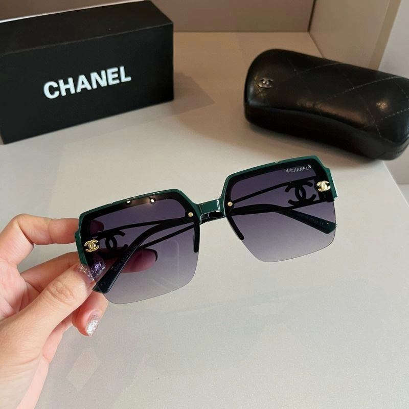 Practical Chanel Sunglasses 278272