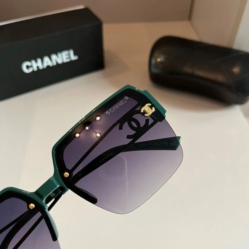 Practical Chanel Sunglasses 278272