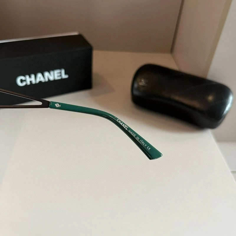 Practical Chanel Sunglasses 278272