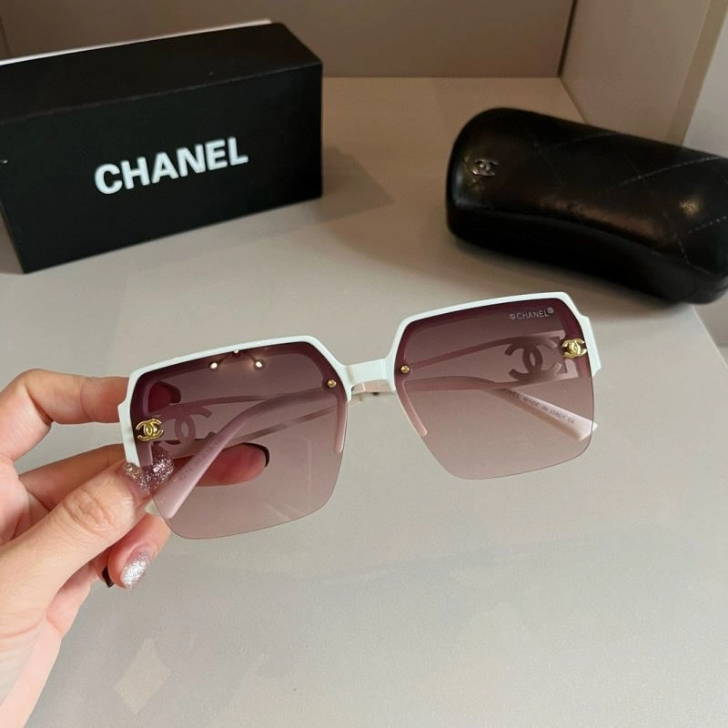 Stretchable Chanel Sunglasses 278250