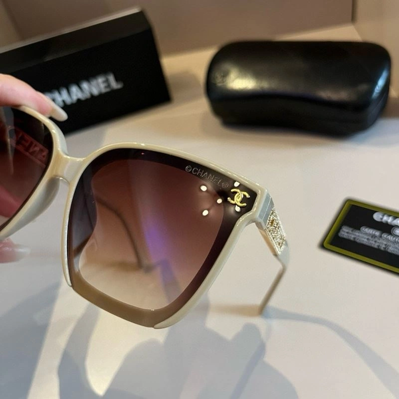 Chanel Sunglasses Colorful 278245