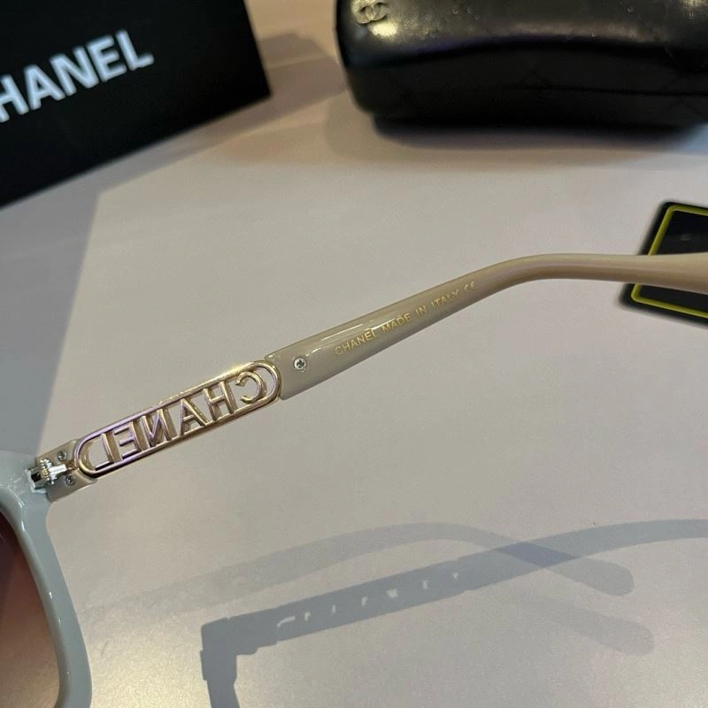 Chanel Sunglasses Colorful 278245