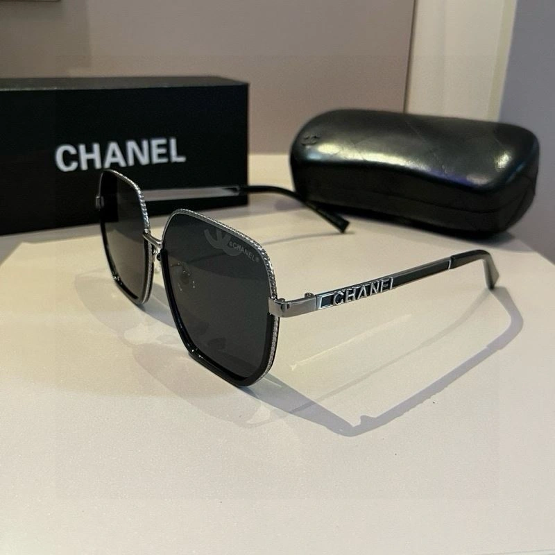 Snug Chanel Sunglasses 278211