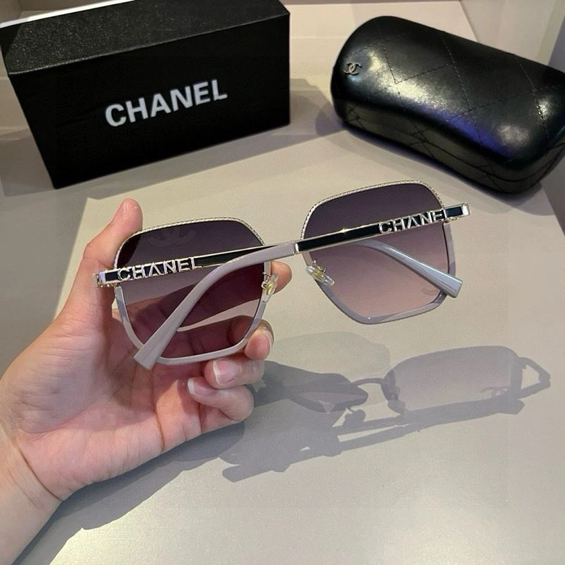 Chanel Sunglasses Stylish 278239