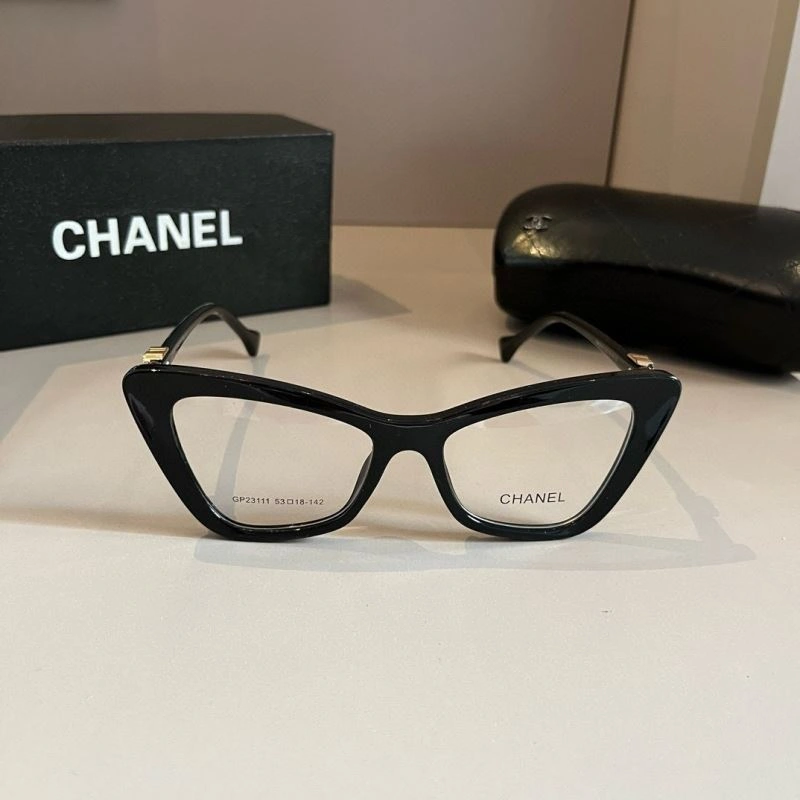 Bold Chanel Sunglasses 278241