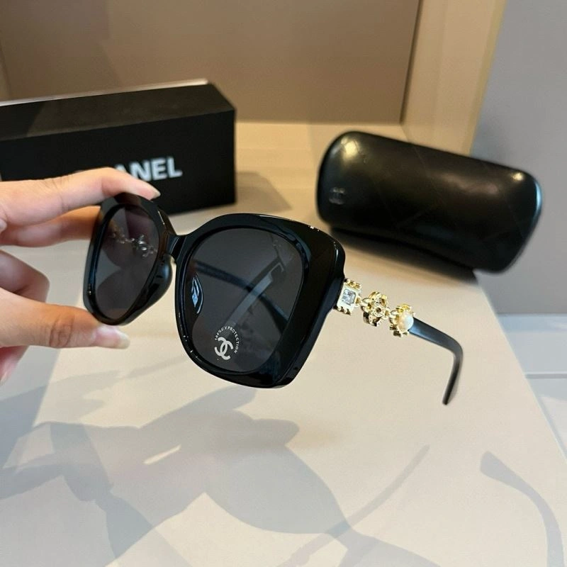 Casual Chanel Sunglasses 278234