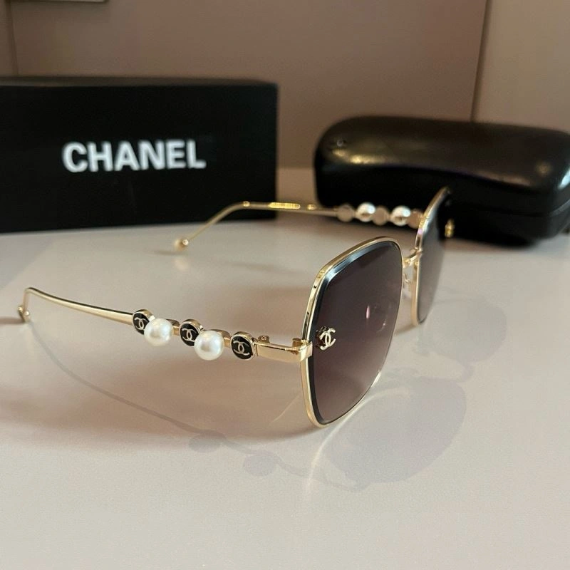 Trendsetting Chanel Sunglasses 278214