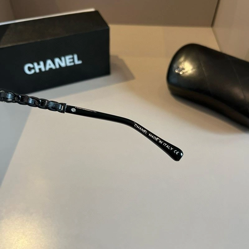 ModernLook Chanel Sunglasses 278221