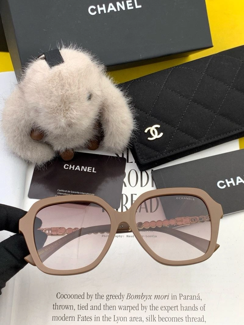 Contemporary Chanel Sunglasses 278204
