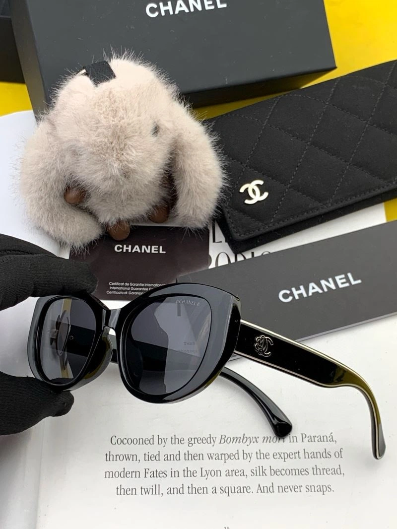 Chanel Sunglasses UrbanChic 278189
