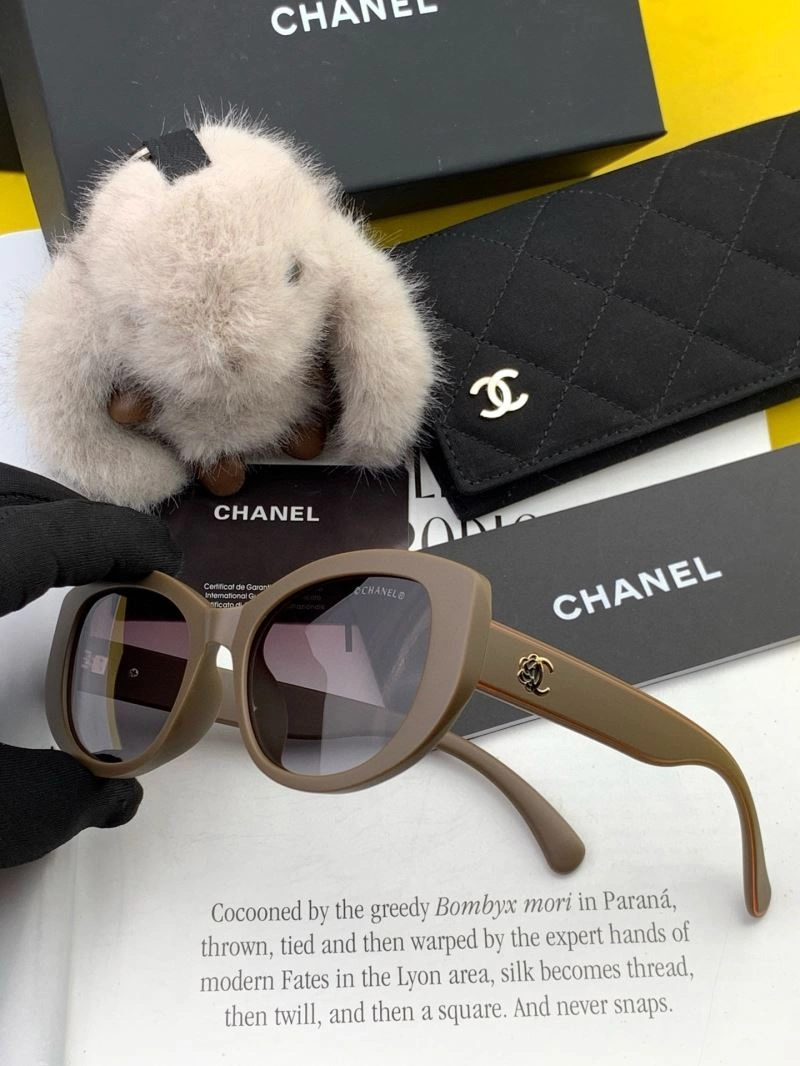 Chanel Sunglasses UrbanChic 278189