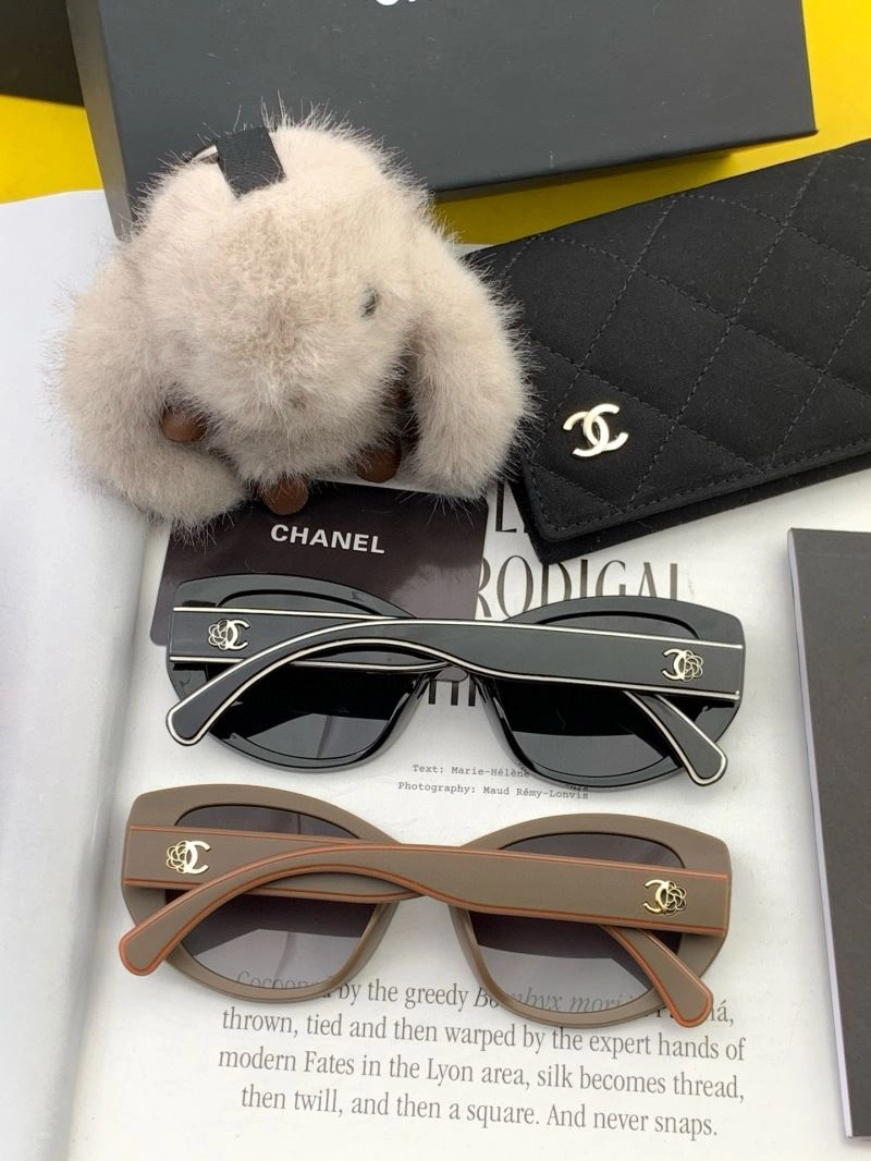 Chanel Sunglasses UrbanChic 278189
