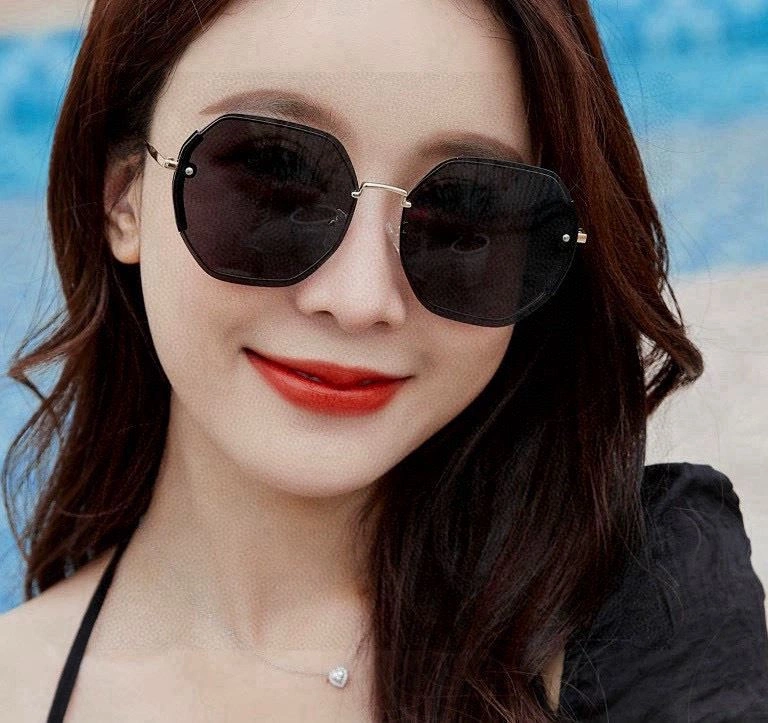 Chanel Sunglasses MoistureWicking 278185
