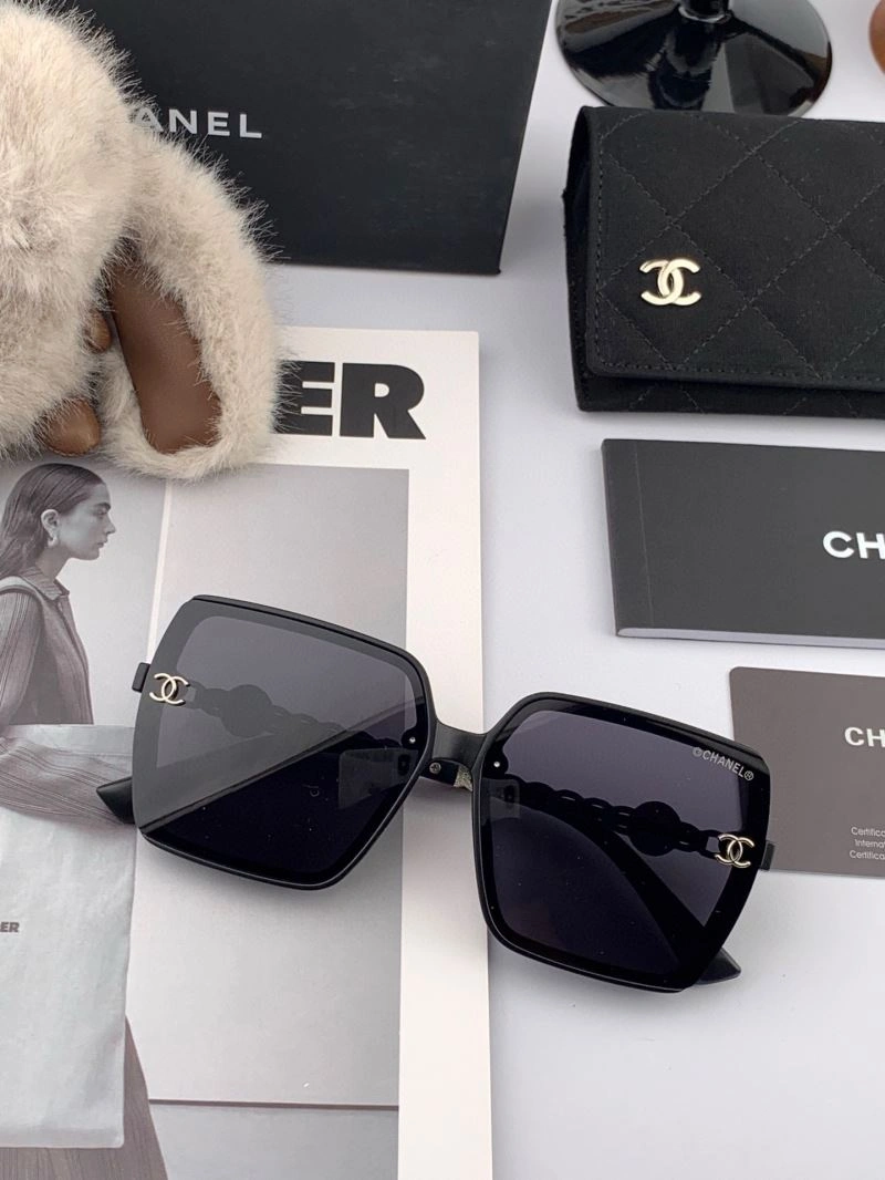 Chanel Sunglasses Bold 278190