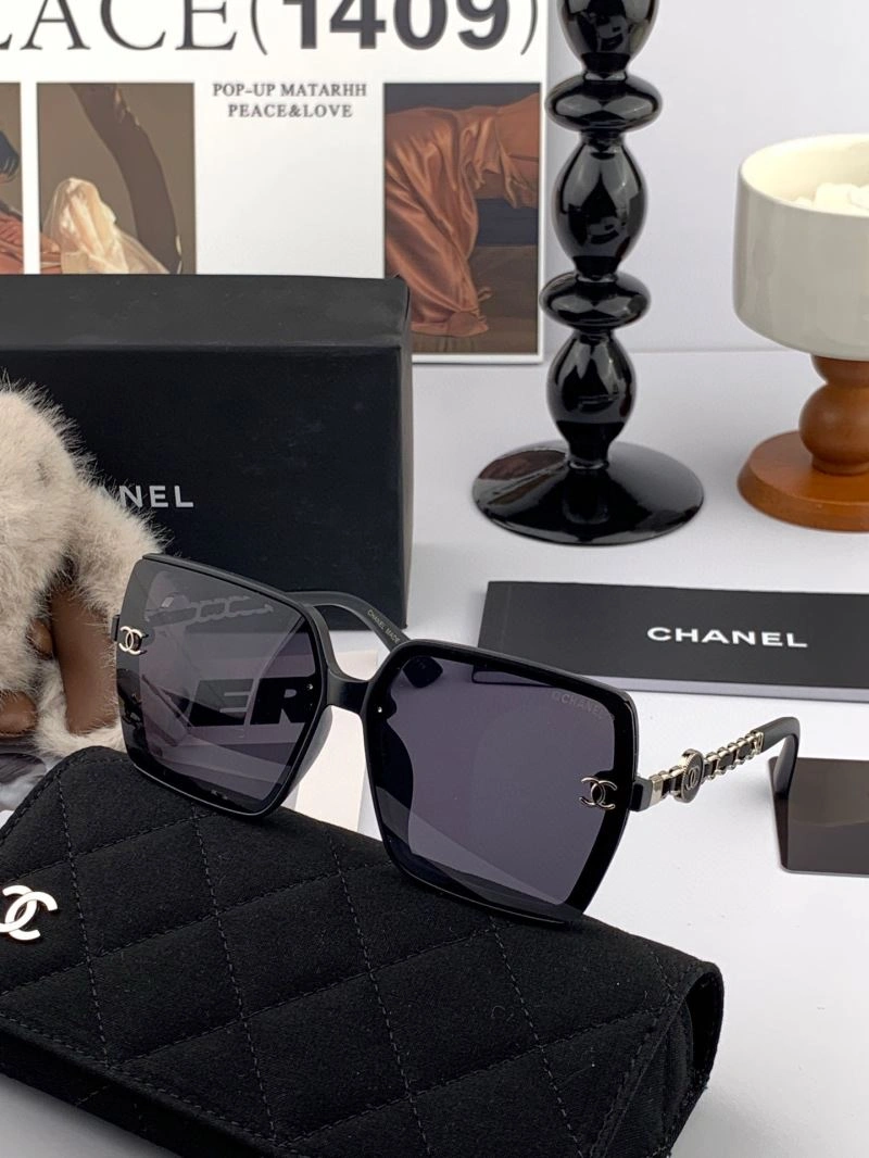 Chanel Sunglasses Bold 278190
