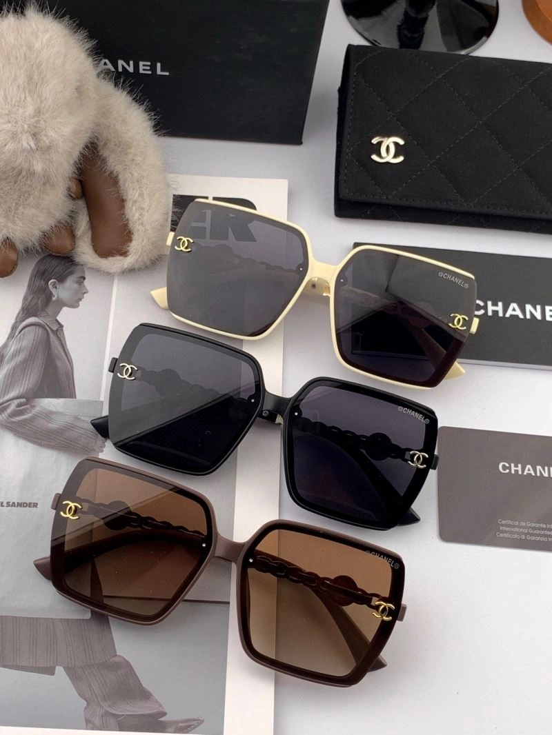 Chanel Sunglasses Bold 278190