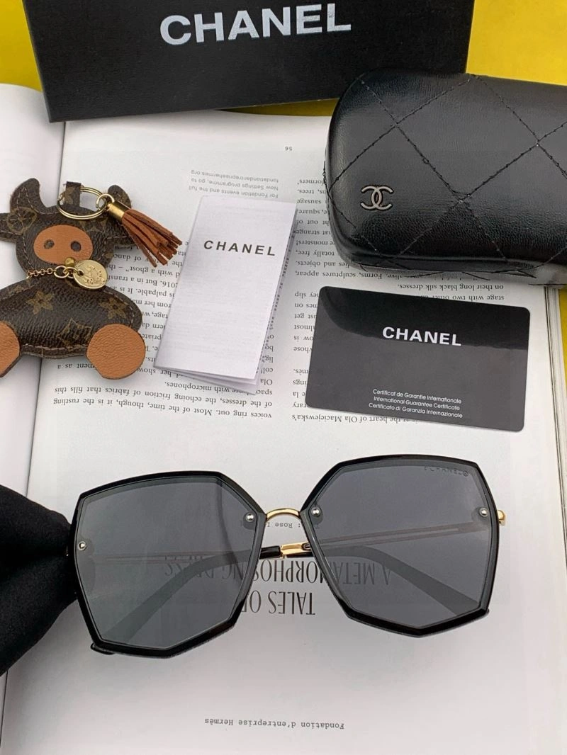 Soft Chanel Sunglasses 278171