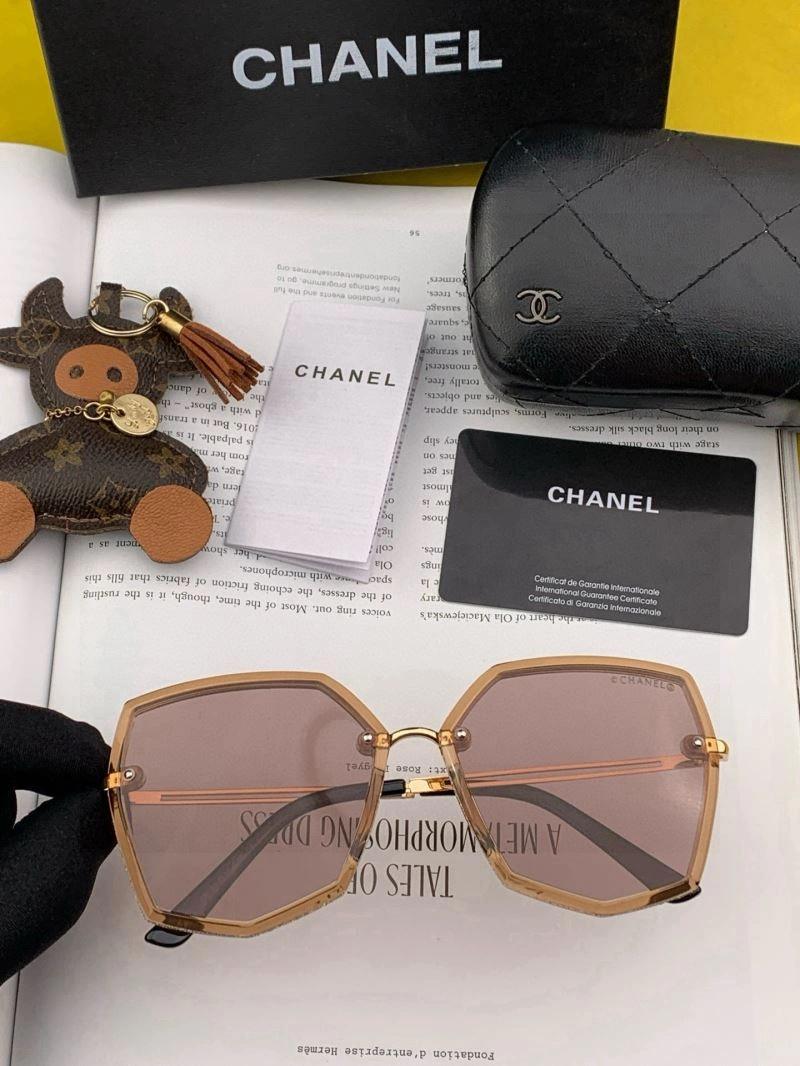 Soft Chanel Sunglasses 278171