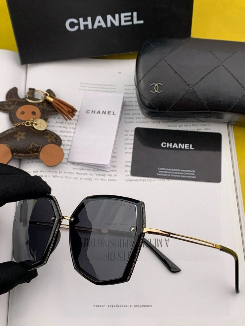 Soft Chanel Sunglasses 278171