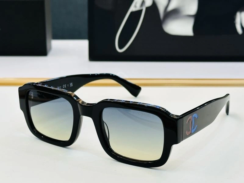 Seasonal Chanel Sunglasses 278203