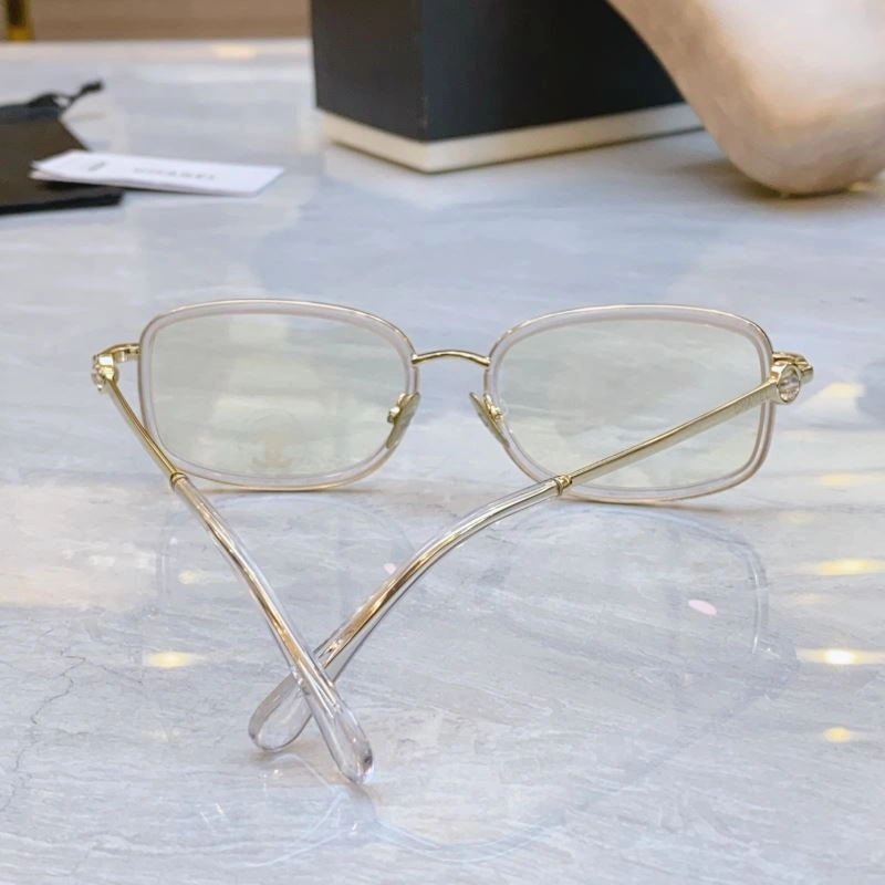 Resilient Chanel Sunglasses 278202