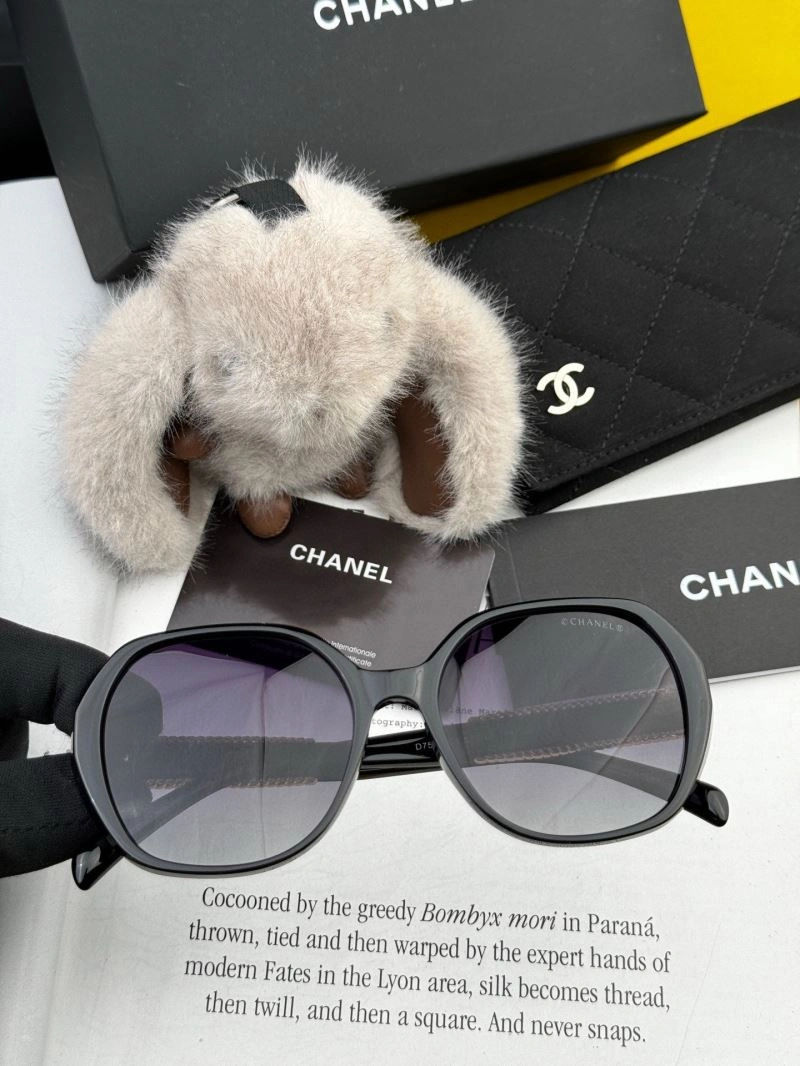 Chanel Sunglasses Bold 278183