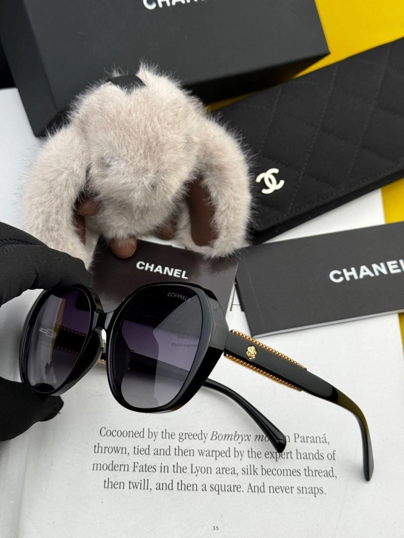 Chanel Sunglasses Bold 278183