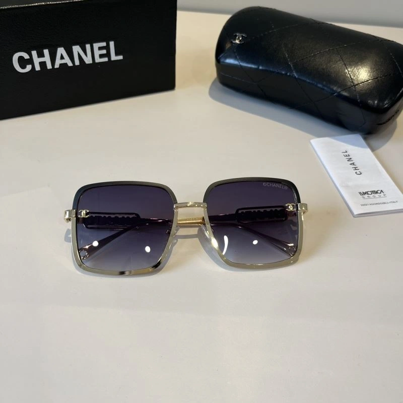 Chanel Sunglasses Versatile 278174