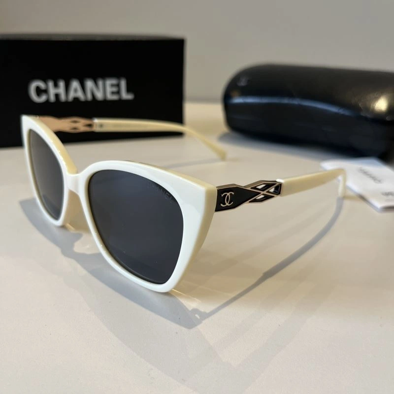 Chanel Sunglasses FashionForward 278176