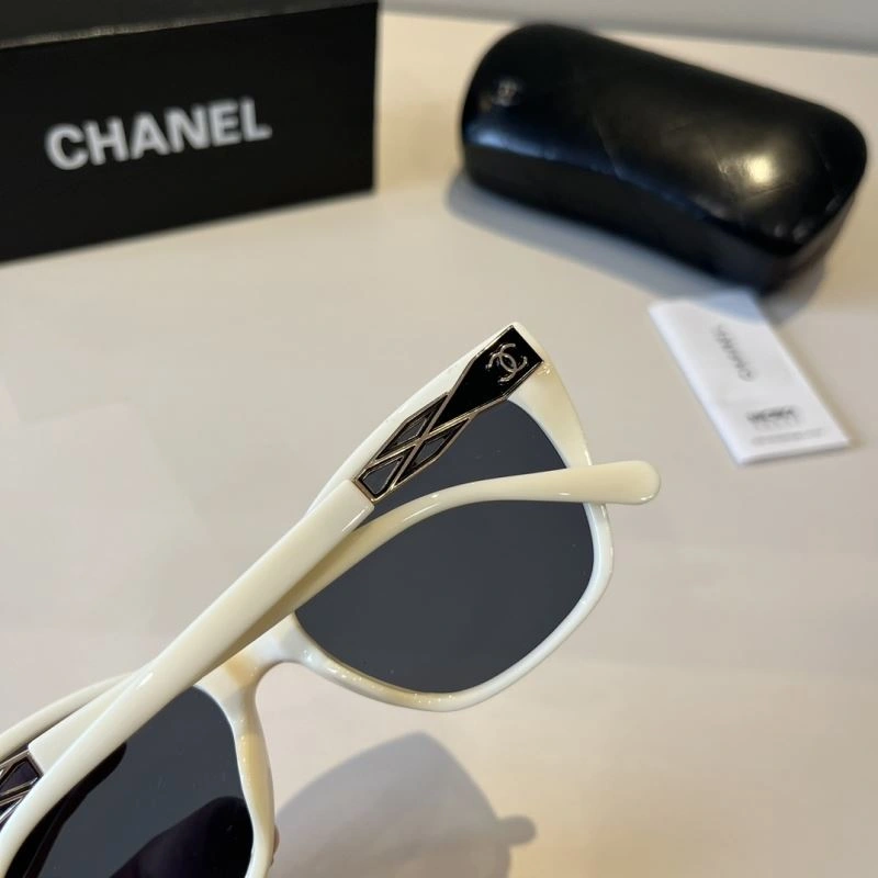 Chanel Sunglasses FashionForward 278176