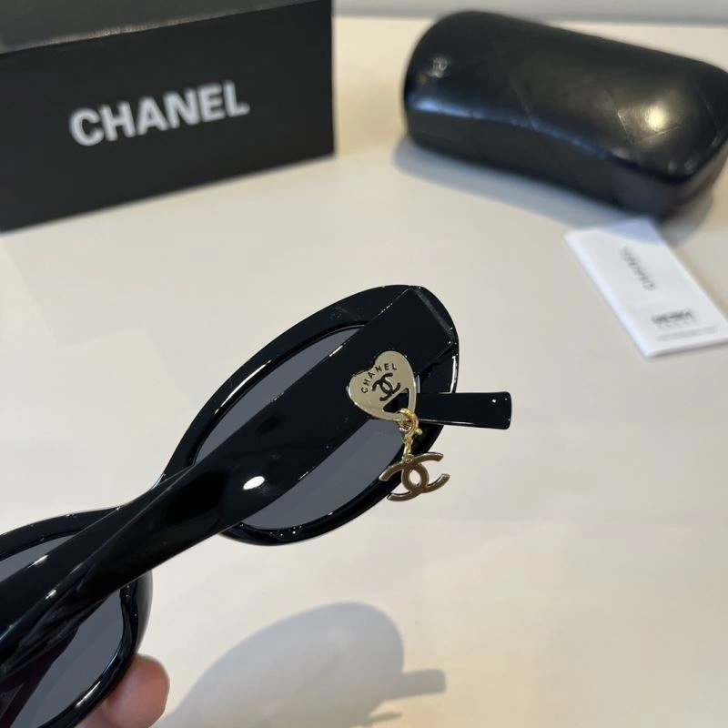 Chanel Sunglasses Refined 278197