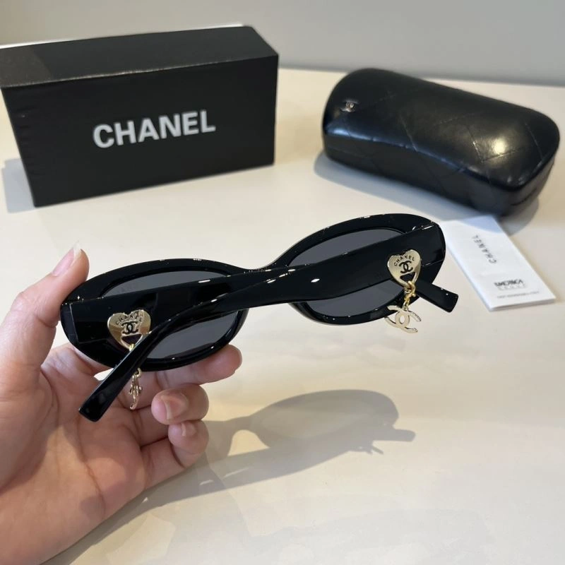 Chanel Sunglasses Refined 278197
