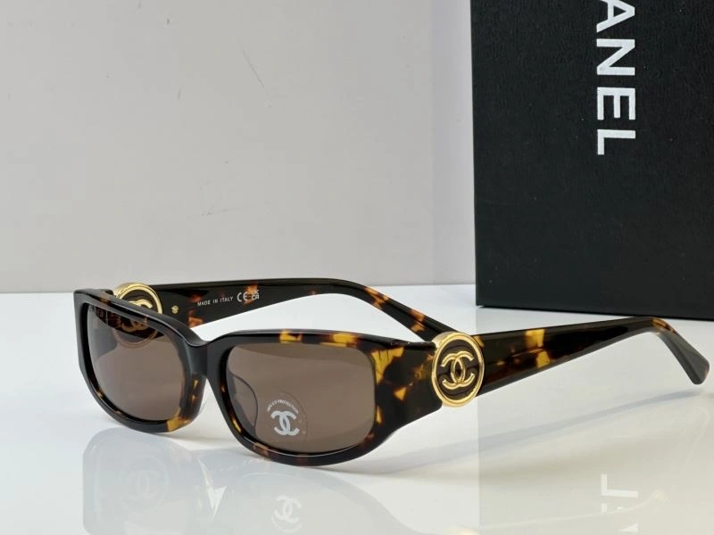 WellDesigned Chanel Sunglasses 278600