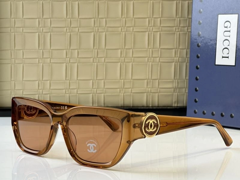 Unisex Chanel Sunglasses 278602