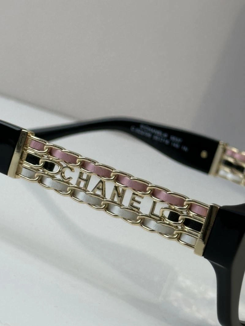 Chanel Sunglasses Minimalist 278572