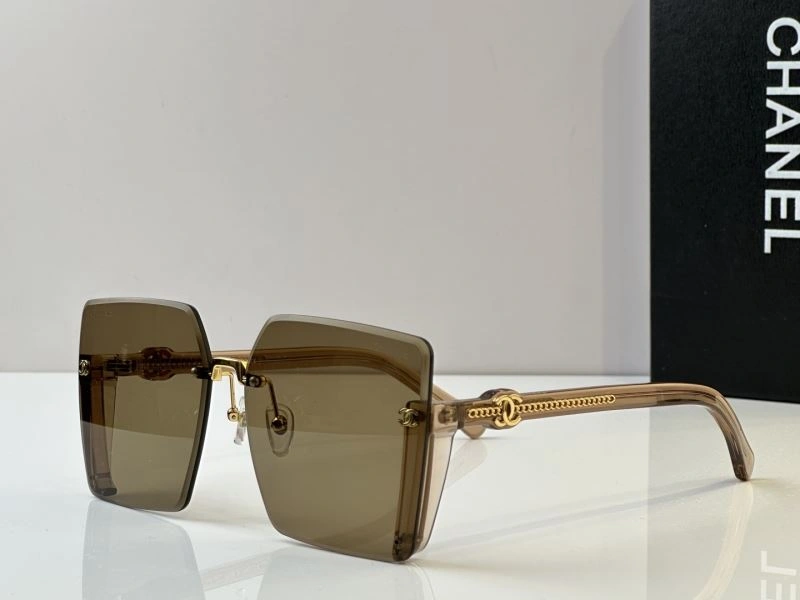 Breathable Chanel Sunglasses 278569