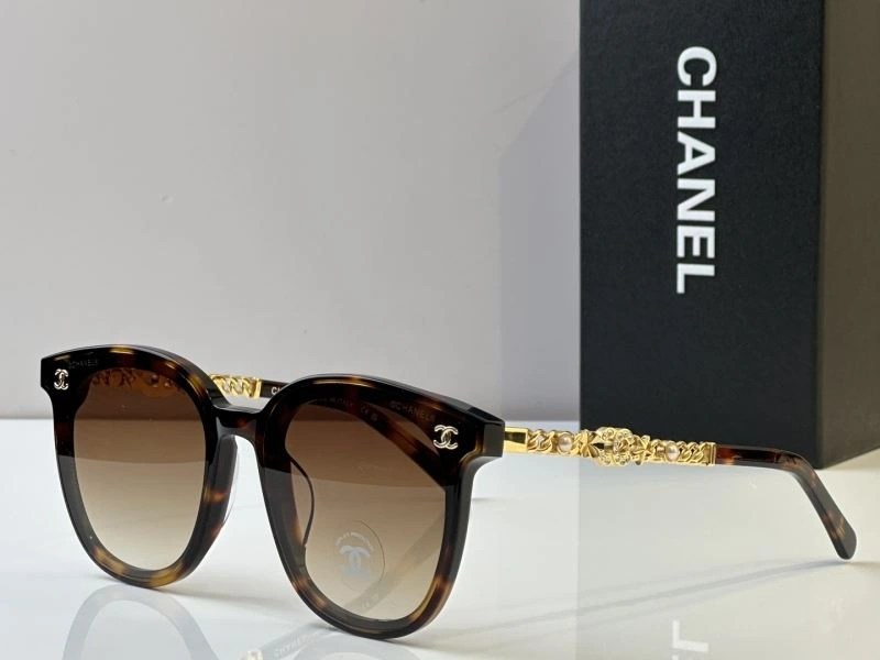 Functional Chanel Sunglasses 278563