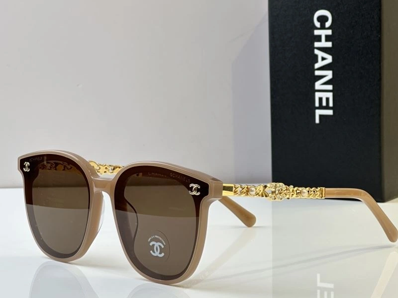 Functional Chanel Sunglasses 278563