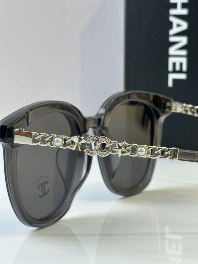 Functional Chanel Sunglasses 278563