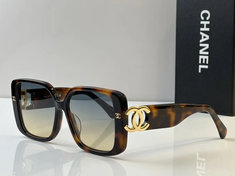 Breathable Chanel Sunglasses 278561