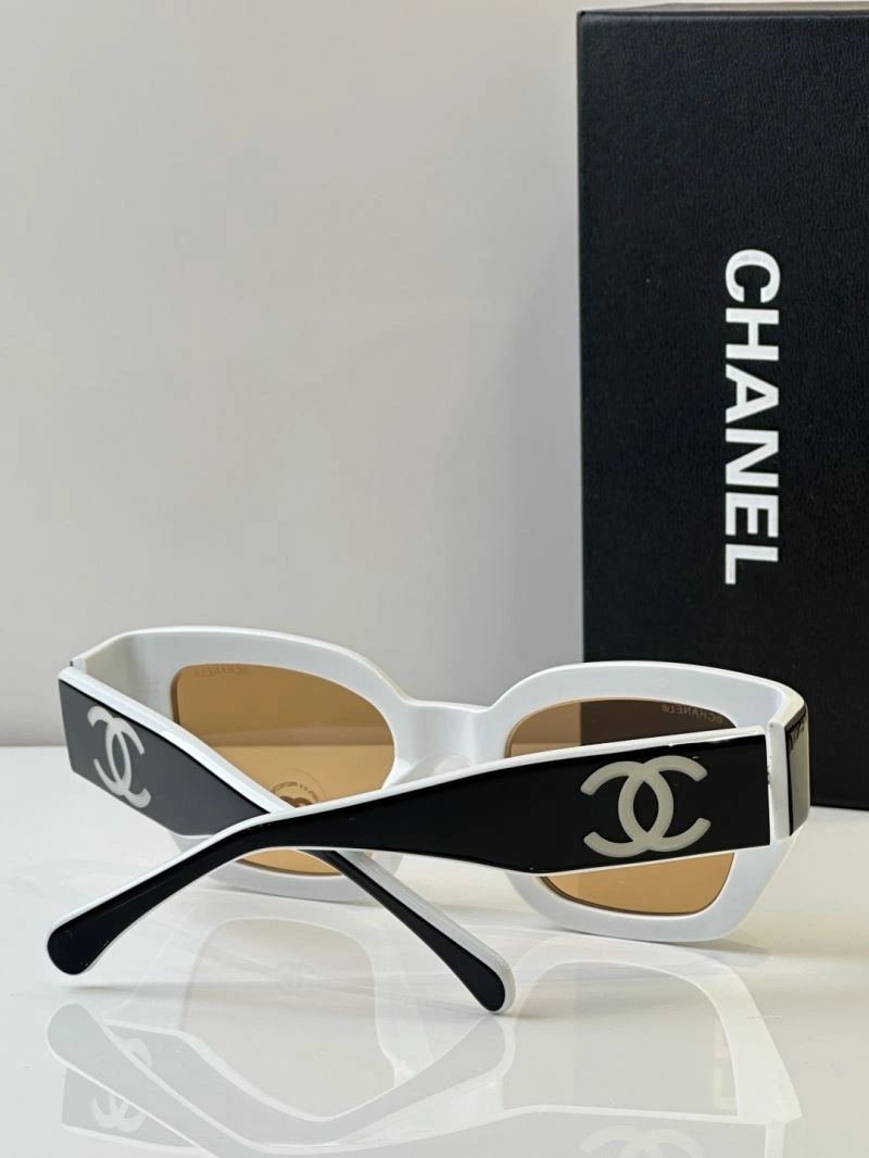 Chanel Sunglasses WaterResistant 278542
