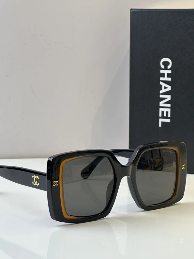 Casual Chanel Sunglasses 278541