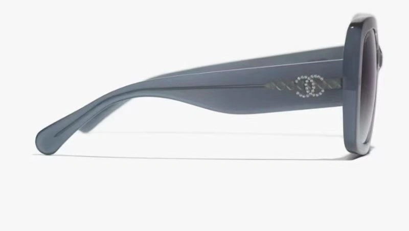 Chanel Sunglasses Versatile 278532